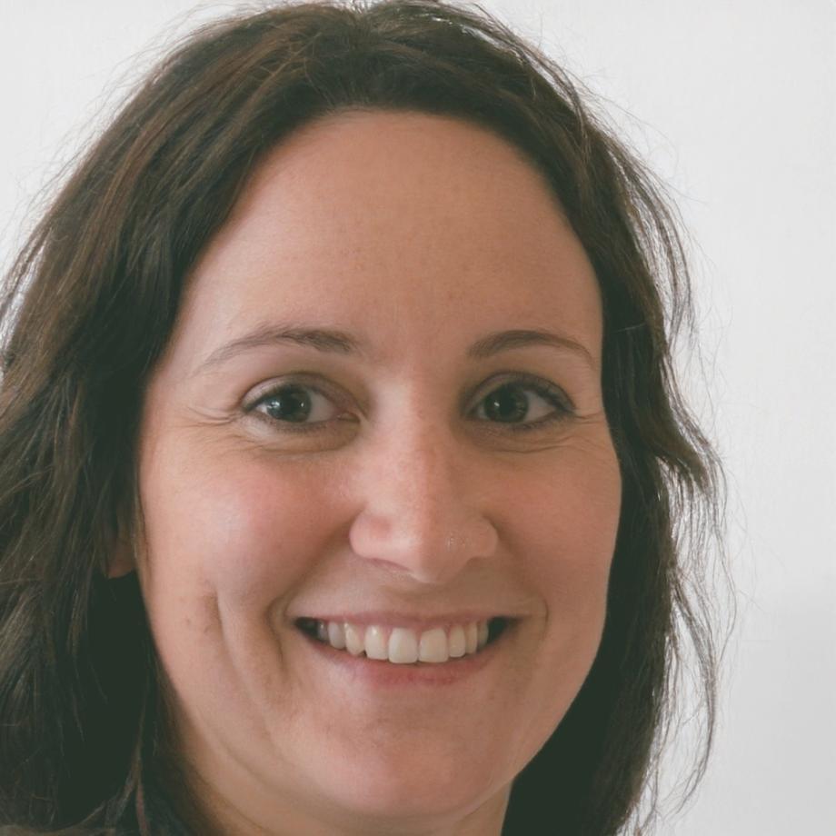 Maria Rodriguez, Cryptocurrency Research Director